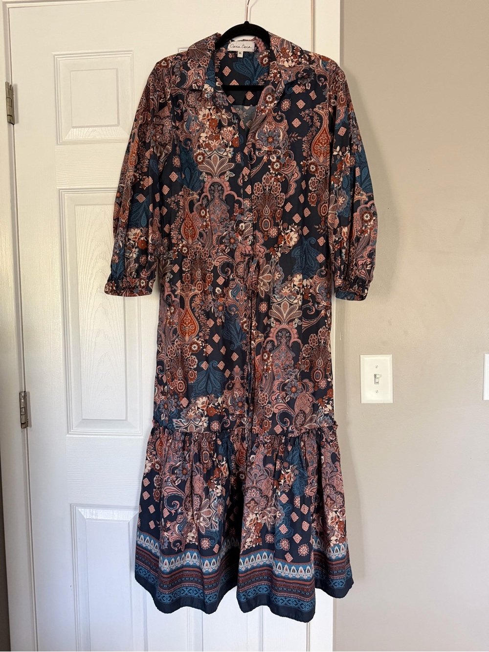 Cara Cara Paisley Button Down Stunning Maxi Dress Vacation Resortwear